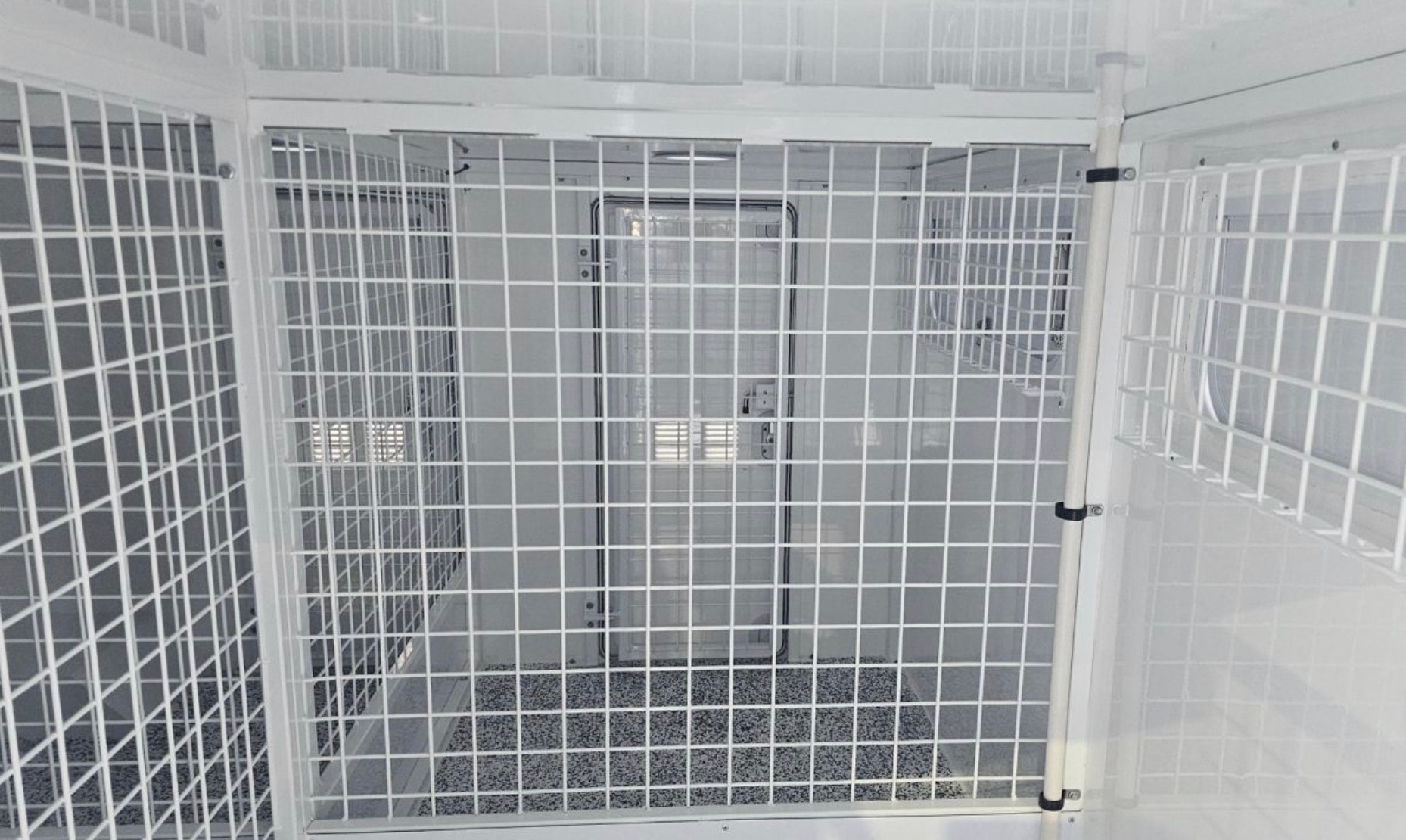 HYK9 trailer interior K9 berths